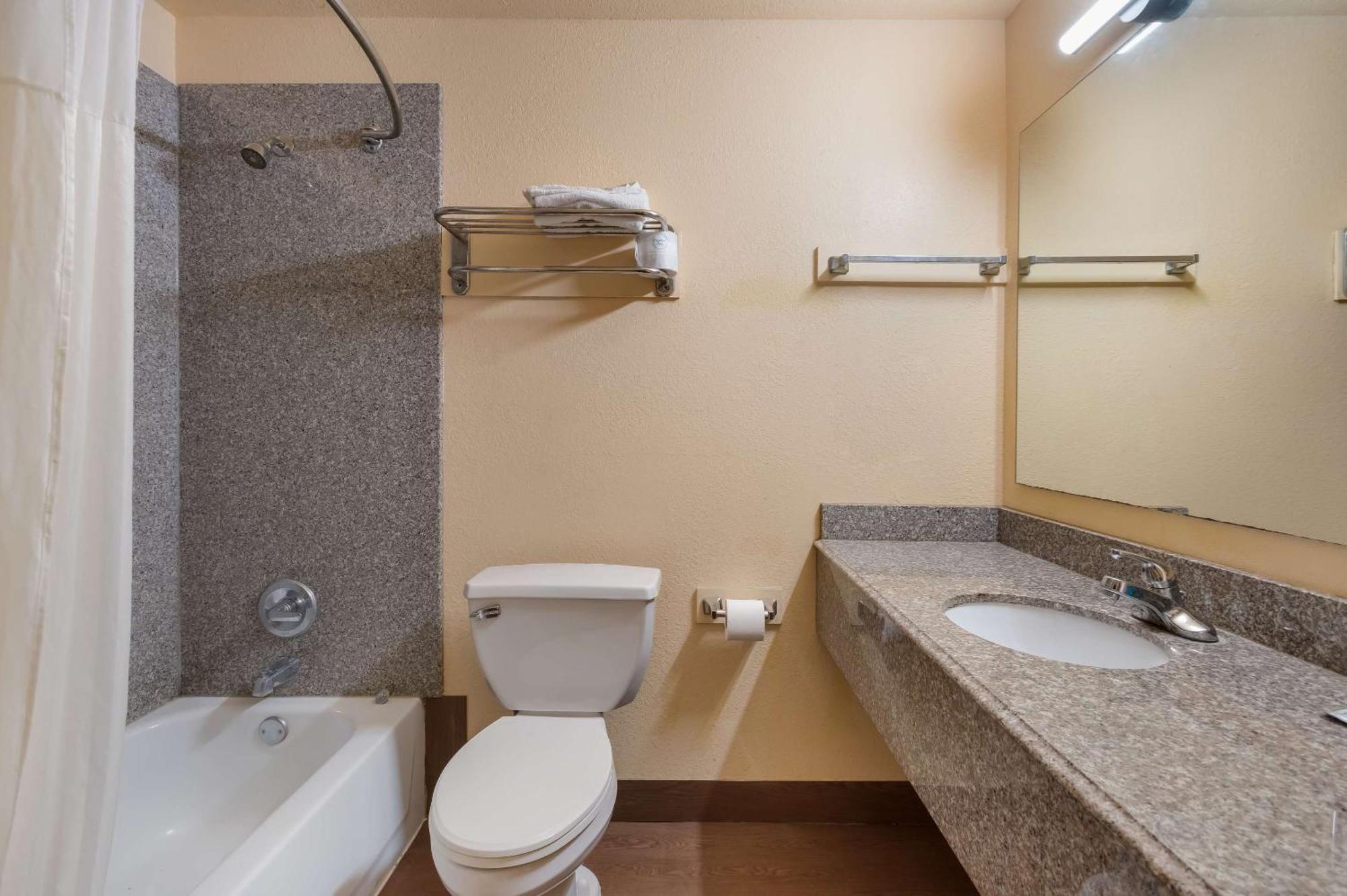 Rodeway Inn & Suites East Νέα Ορλεάνη Εξωτερικό φωτογραφία